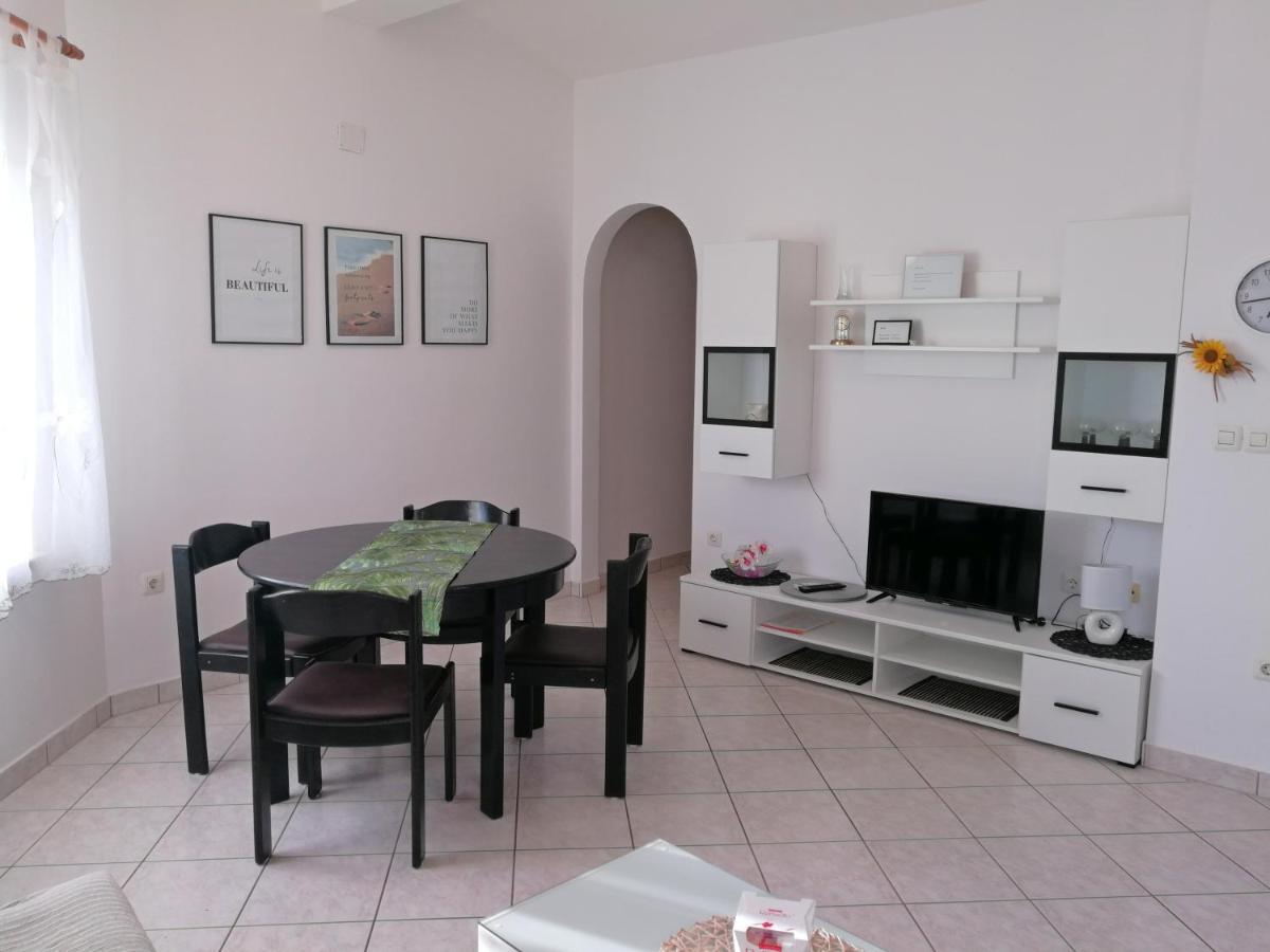 Apartments Ines เมดูลิน ภายนอก รูปภาพ